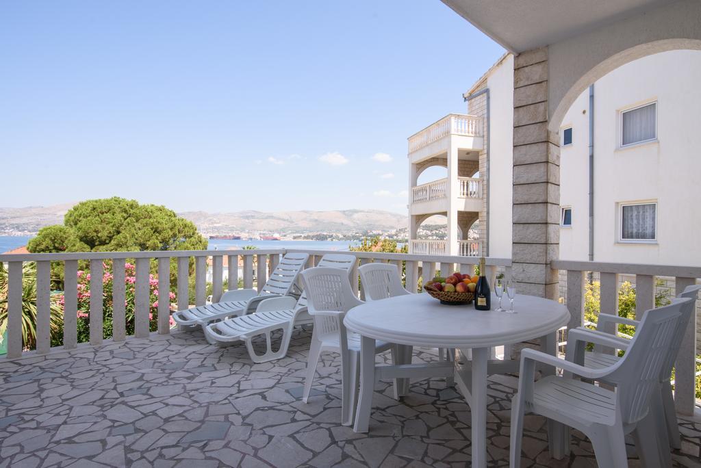 B&B Villa Paula Trogir Eksteriør billede