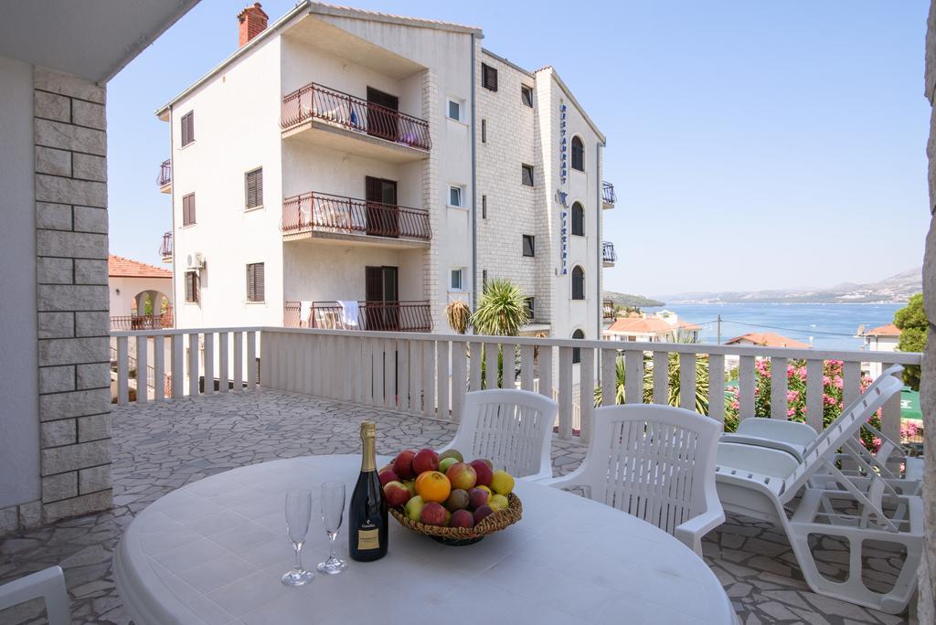 B&B Villa Paula Trogir Eksteriør billede